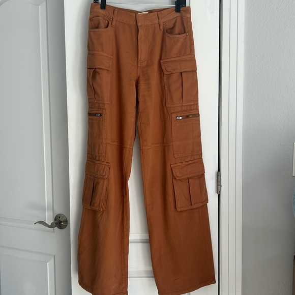 Alice and Olivia Cay cargo jeans - Picture 4 of 16